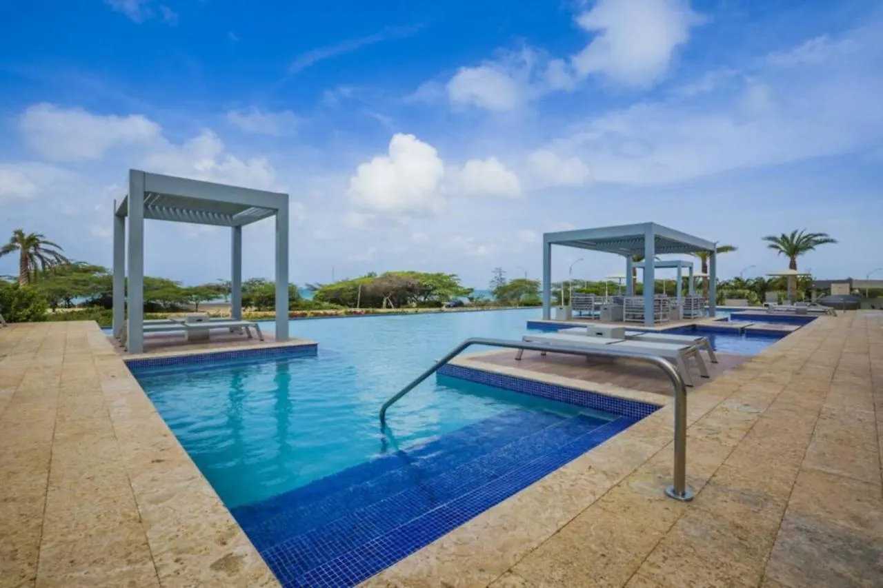 Breath Taking Beach Front Views Condo Eagle Beach Παλμ Μπιτς Ξενοδοχείο με διαμερίσματα